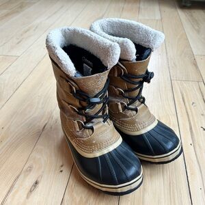 Sorel Kids Snow Boots - Black and Tan
